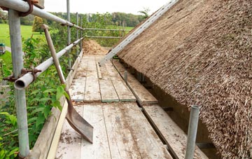 advantages of Coln St Dennis thatch roofing